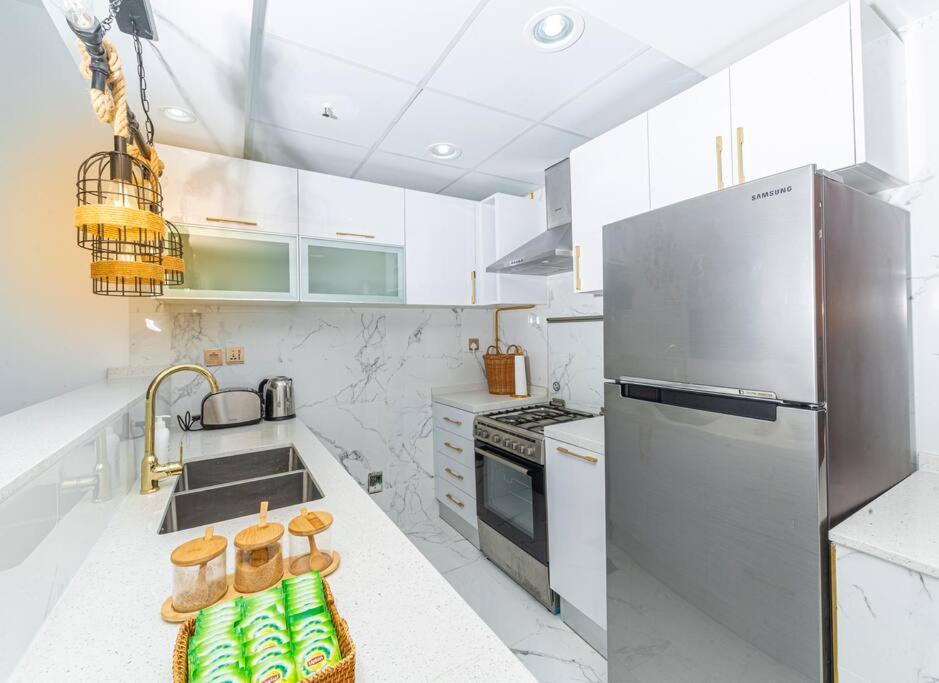 Luxury 2 Bedroom Apartment In Dubai Marina & Jbr Beach Екстер'єр фото